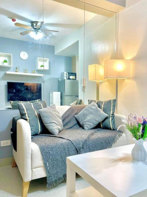 Fully Equipped 1Br Condo At Shore2 Near To Moa Manila Exteriér fotografie