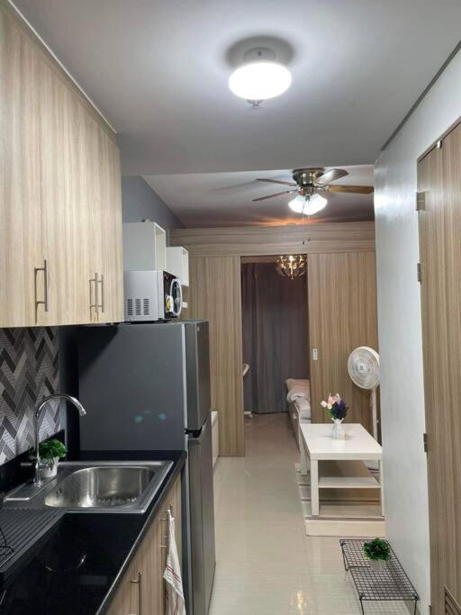 Fully Equipped 1Br Condo At Shore2 Near To Moa Manila Exteriér fotografie